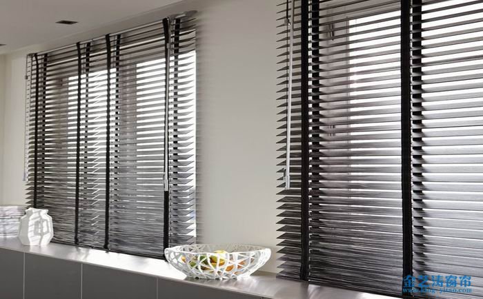 實木百葉簾窗簾品牌推薦:美居樂窗簾