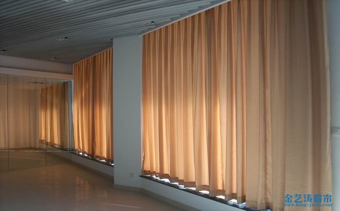 辦公室遮光窗簾有哪幾種?辦公室遮光窗簾價(jià)格介紹 金藝濤窗簾