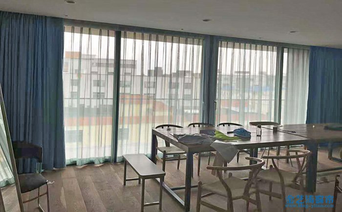 辦公室遮光窗簾有哪幾種?辦公室遮光窗簾價(jià)格介紹 金藝濤窗簾