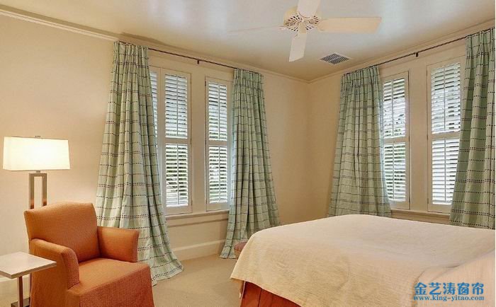 小窗戶怎么掛窗簾好看,金藝濤窗簾網教你小窗簾搭配技巧 布藝簾