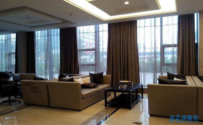 客廳窗簾選擇要注意什么問題,教你選到合適的窗簾 布藝簾