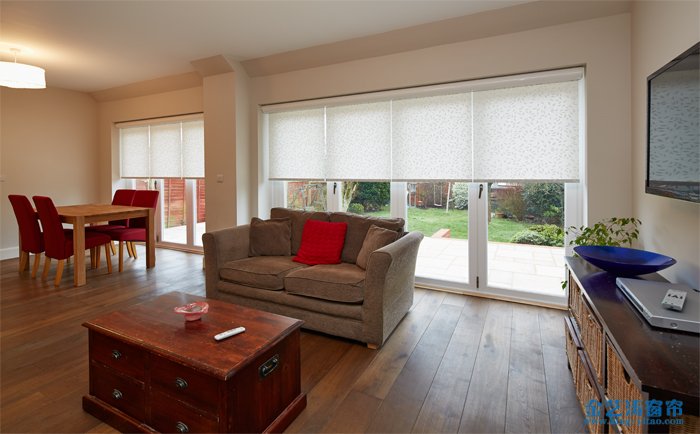 家用電動窗簾好不好?聽小編來分析分析 卷簾