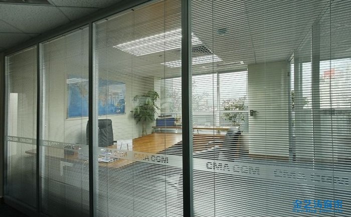 鋁合金百葉窗簾怎么樣 金藝濤窗簾網為你介紹 百葉窗簾
